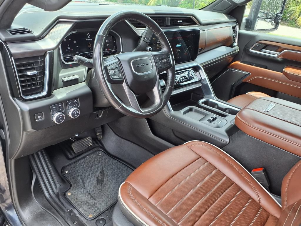 Used 2024 GMC Sierra 2500 Denali Ultimate AWD/4WD image 23