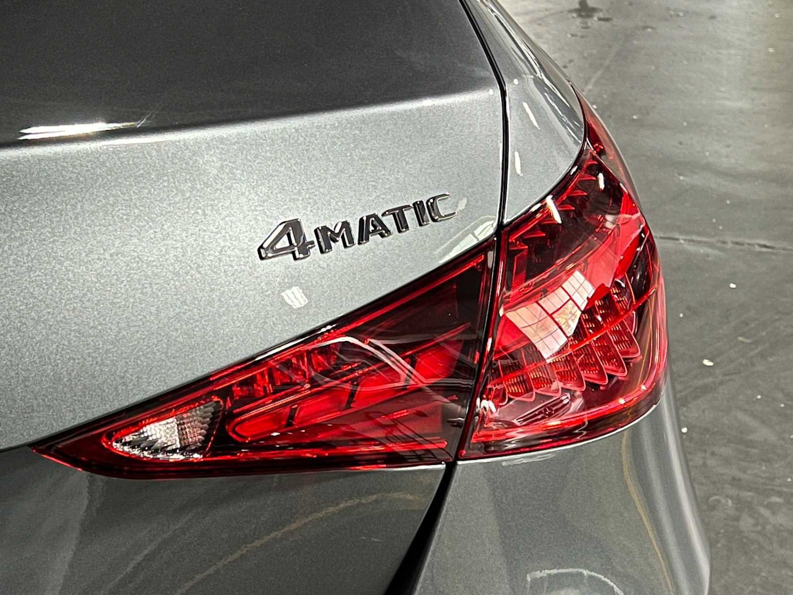 Used 2025 Mercedes-Benz C 300 4MATIC Sedan image 15