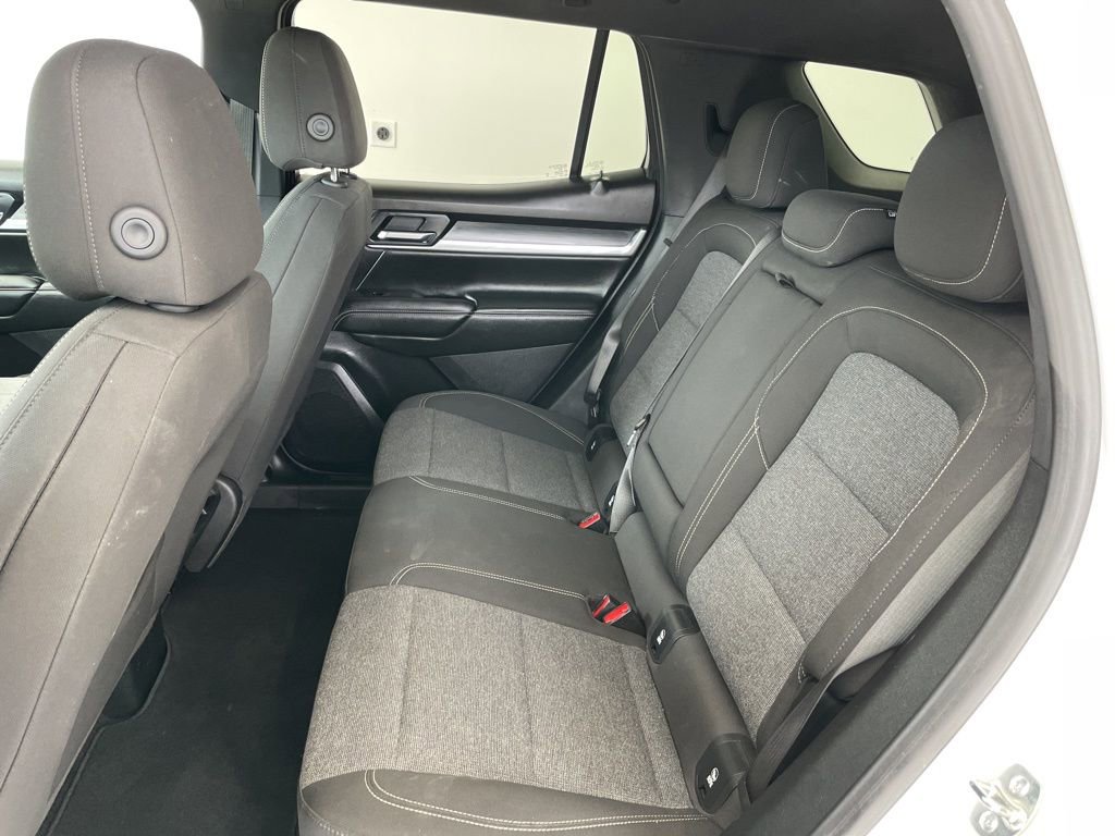 Used 2025 GMC Terrain Elevation AWD/4WD image 15