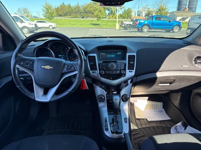 Used 2014 Chevrolet Cruze LT FWD image 19