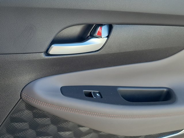 Used 2019 Hyundai Santa Fe Limited FWD image 7