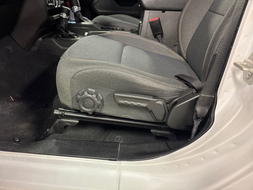 Used 2024 Jeep Wrangler Sport S image 23