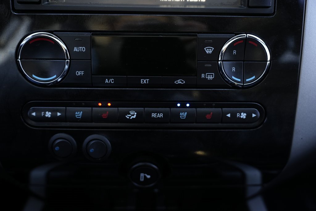 Used 2013 Ford Expedition EL Limited image 54