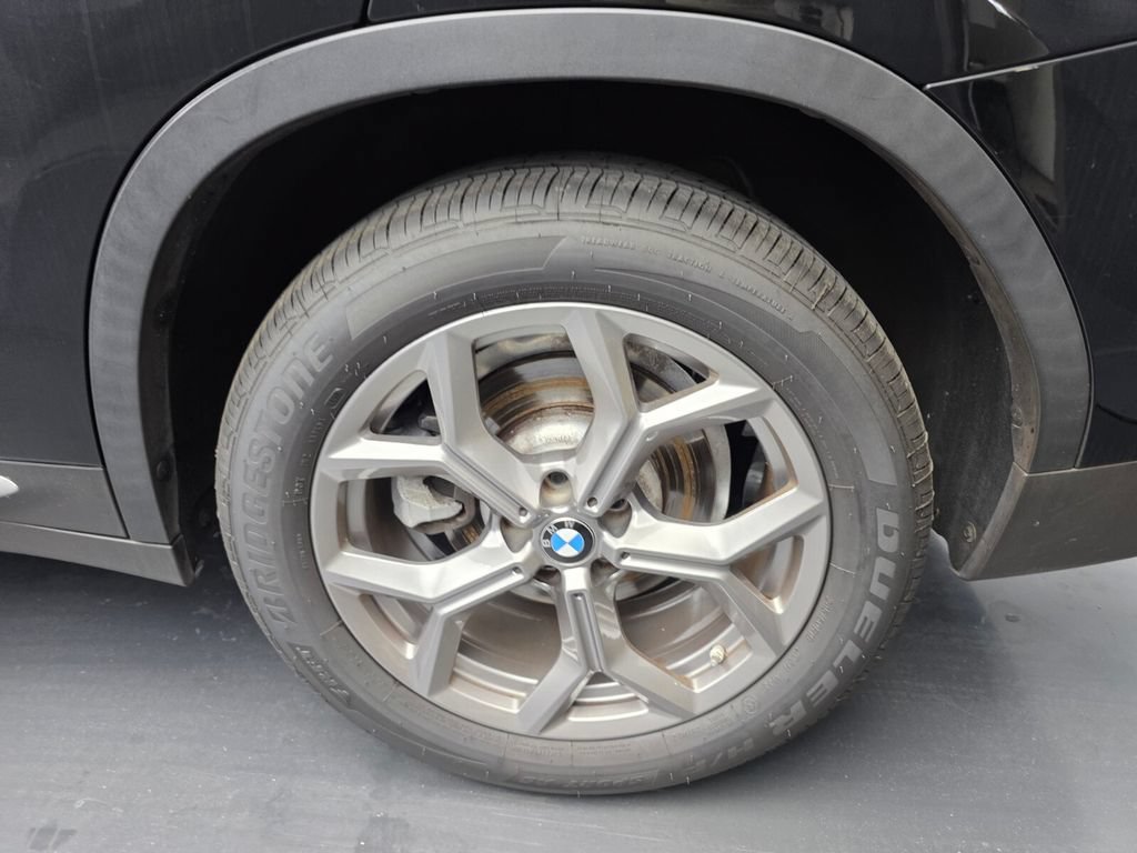 Used 2023 BMW X3 sDrive30i w/ Premium Package RWD image 17