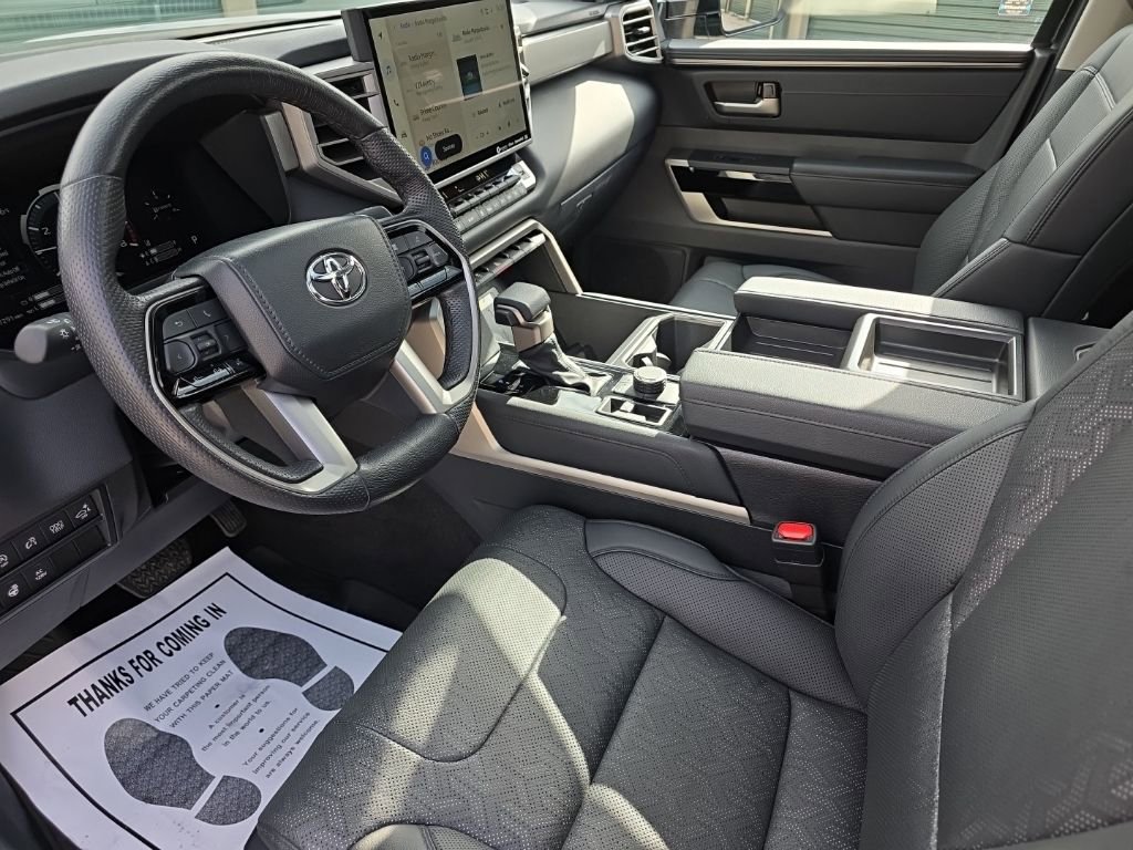 Used 2024 Toyota Tundra Limited AWD/4WD image 13