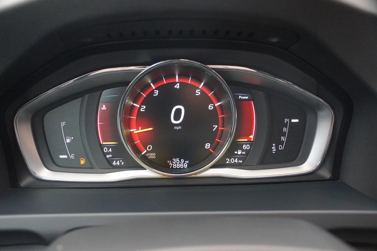 Used 2016 Volvo V60 T5 Premier w/ Convenience Package image 28