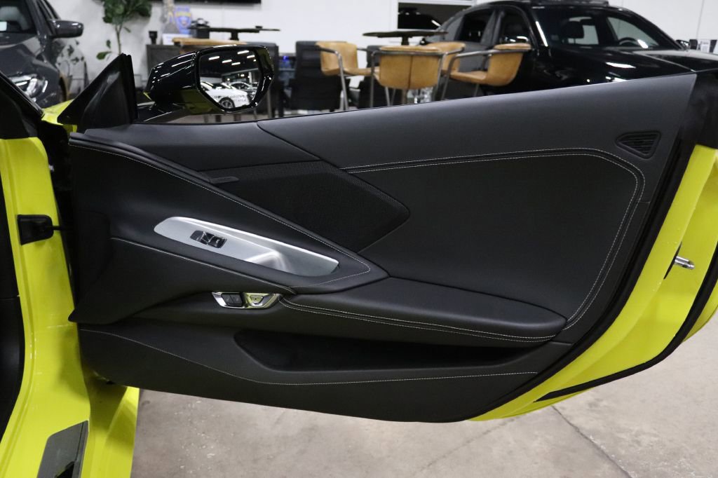 Used 2024 Chevrolet Corvette Stingray Convertible w/ Battery Protection Package image 16