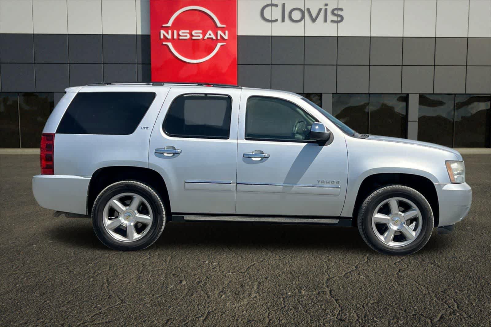 Used 2012 Chevrolet Tahoe LTZ AWD/4WD image 9