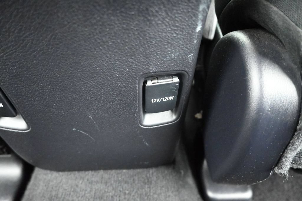 Used 2016 Toyota 4Runner SR5 AWD/4WD image 14