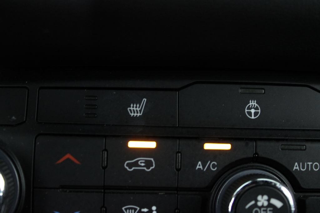 Used 2025 Dodge Durango GT w/ Blacktop Package RWD image 23