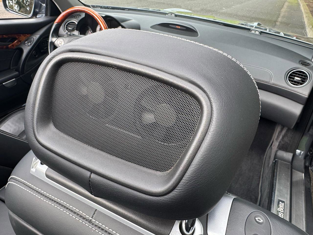 Used 2012 Mercedes-Benz SL 550 image 36