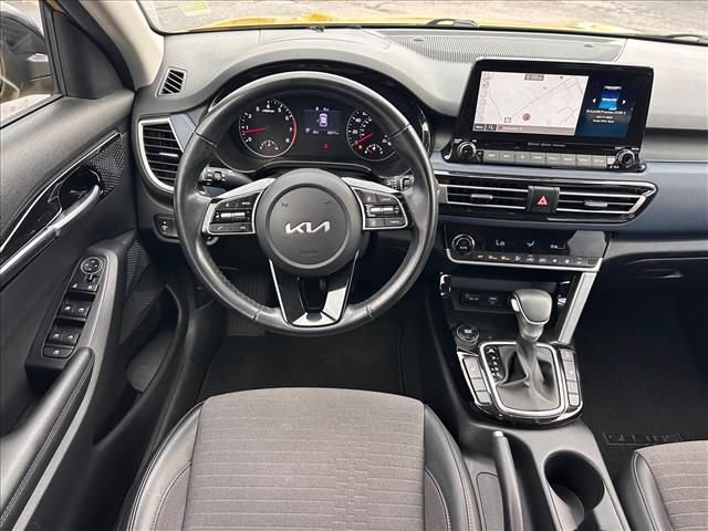 Used 2023 Kia Seltos Nightfall Edition AWD/4WD image 15