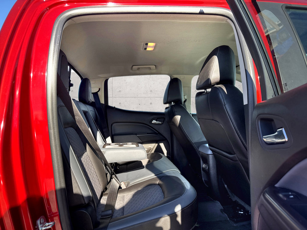 Used 2016 Chevrolet Colorado Z71 image 8