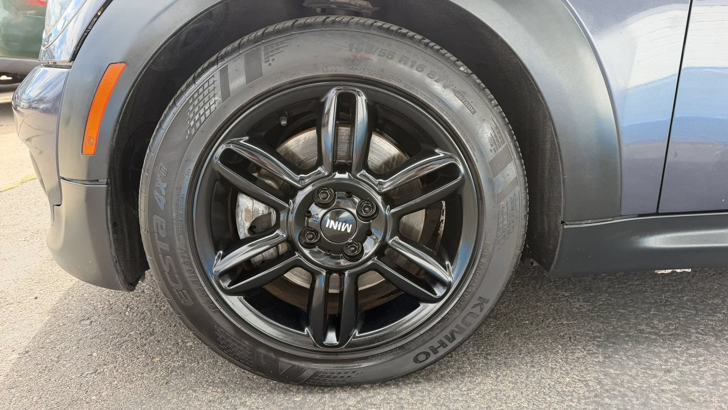 Used 2012 MINI Cooper S FWD image 9