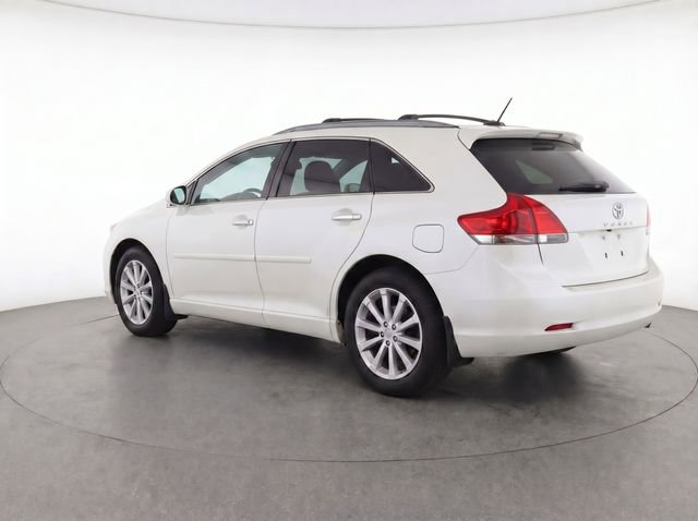Used 2011 Toyota Venza w/ Leather Pkg FWD image 8