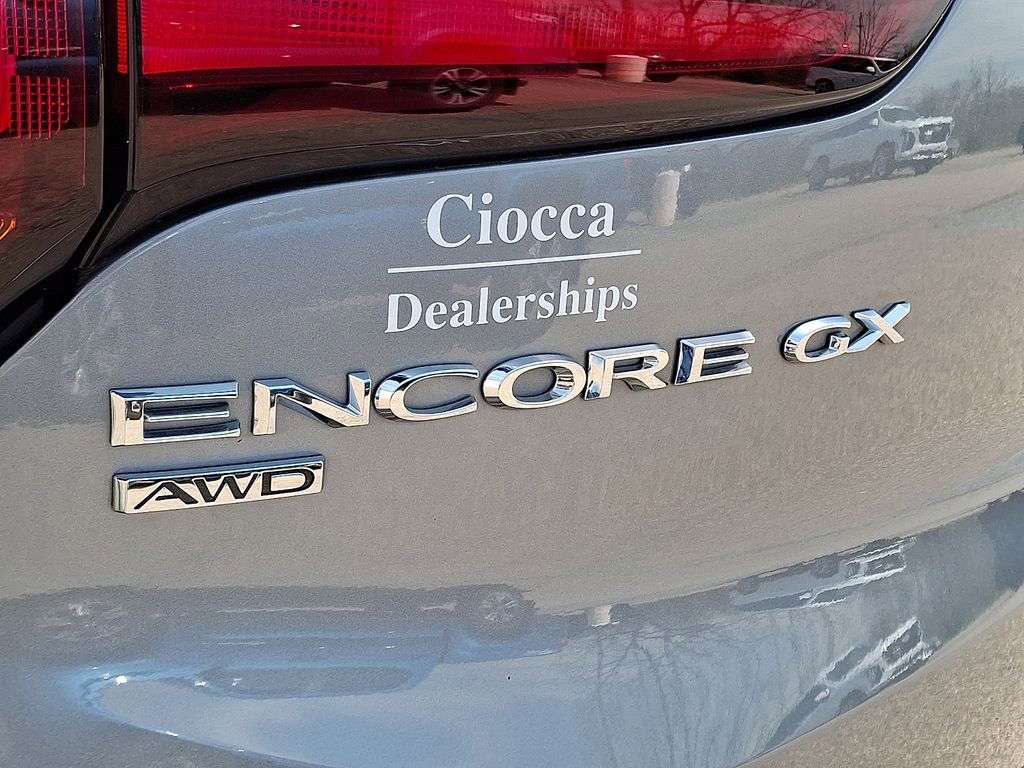 Used 2023 Buick Encore GX Select w/ Sport Touring Package AWD/4WD image 31