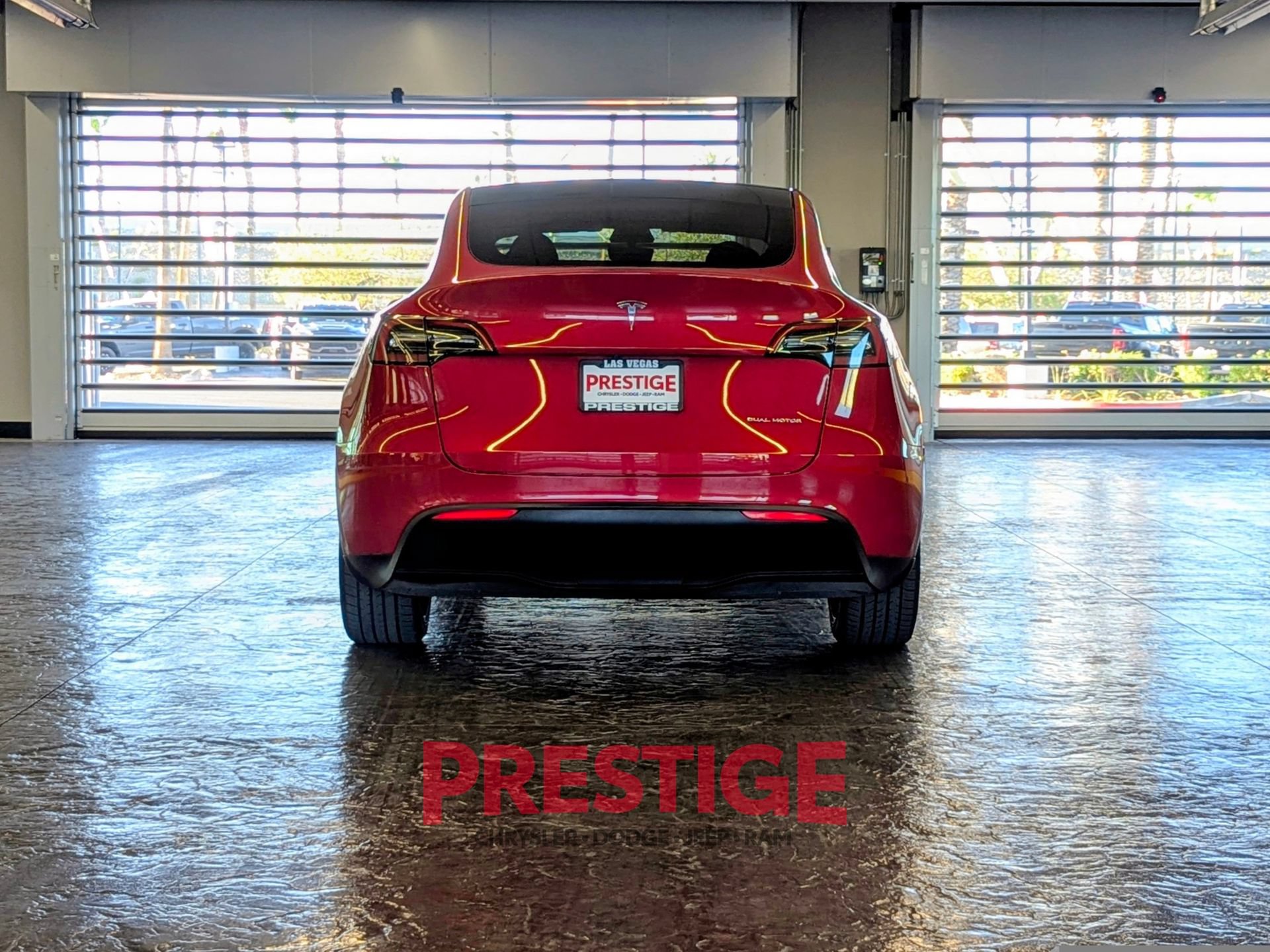 Used 2023 Tesla Model Y Long Range AWD/4WD image 8