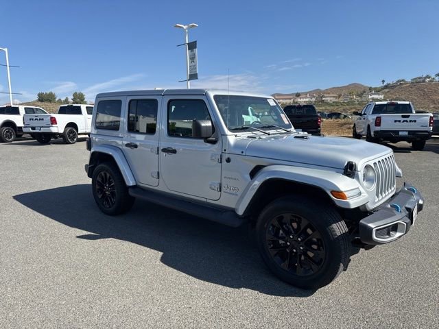 Used 2022 Jeep Wrangler Unlimited Sahara w/ Cold Weather Group image 17