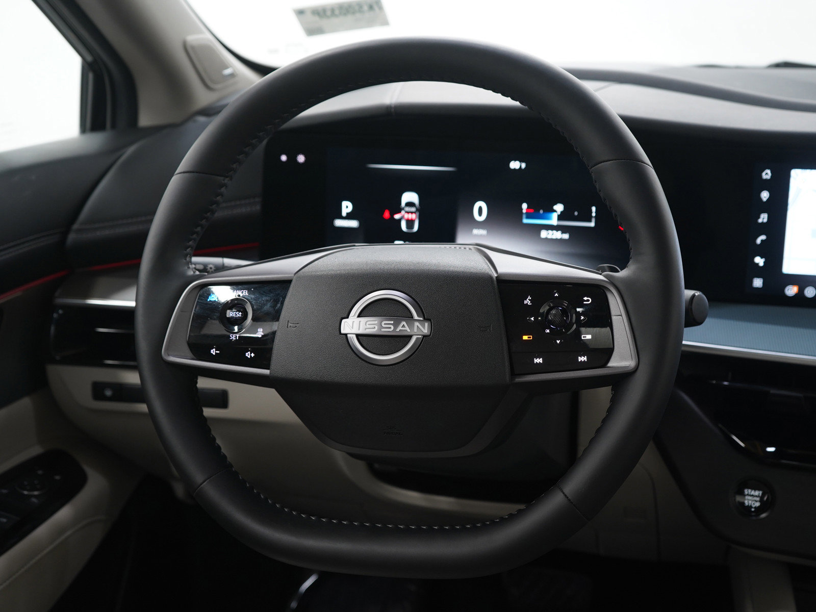 Used 2025 Nissan Murano SL image 14