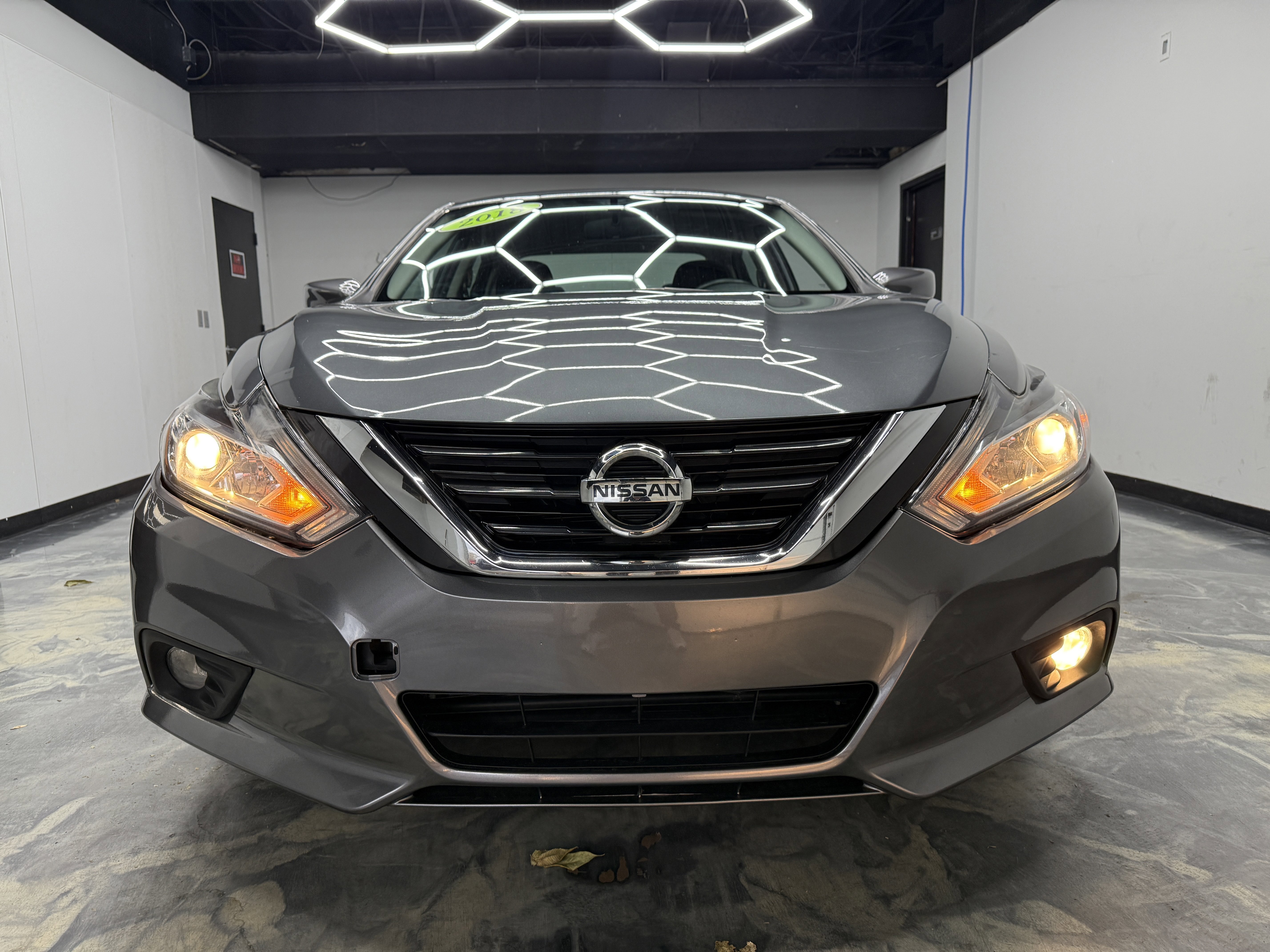 Used 2018 Nissan Altima 2.5 SV image 7