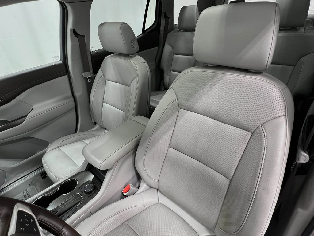 Used 2019 GMC Acadia SLT image 14