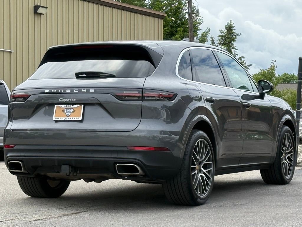 Used 2021 Porsche Cayenne image 4