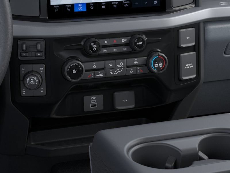 New 2026 Ford F250 XLT w/ XLT Premium Package AWD/4WD image 15