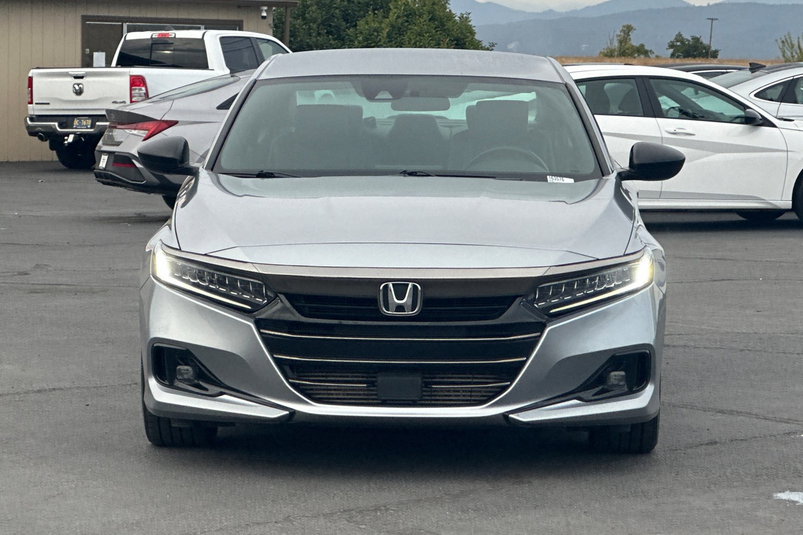 Used 2022 Honda Accord Sport image 10