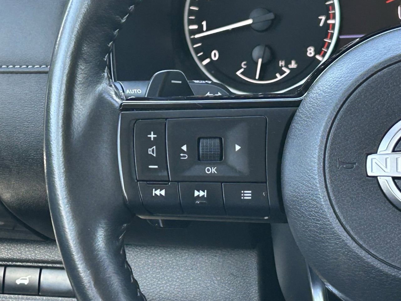 Certified 2023 Nissan Pathfinder SL AWD/4WD image 28