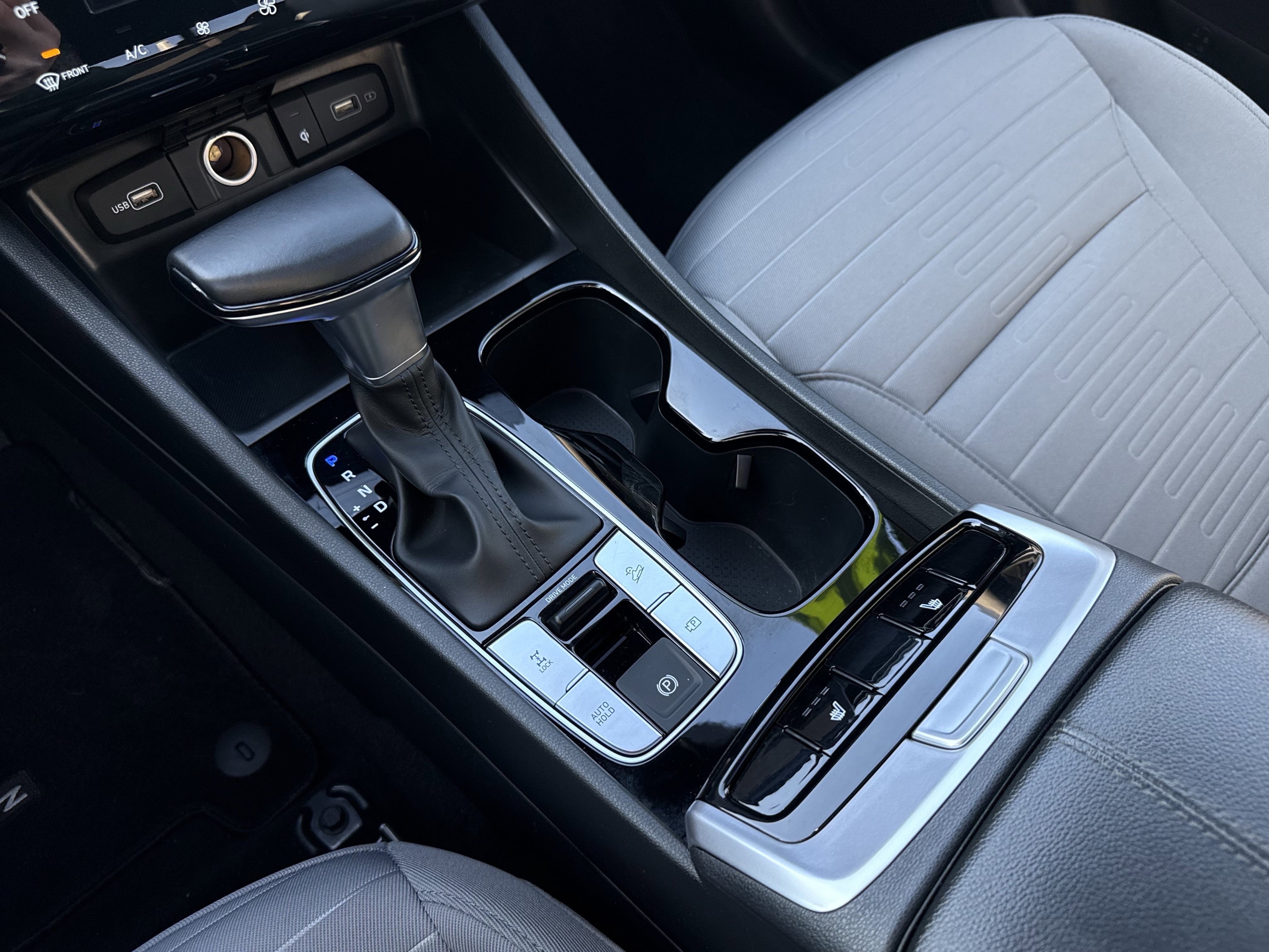 Used 2023 Hyundai Santa Cruz SEL Premium image 18