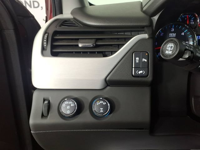 Used 2020 GMC Yukon SLE w/ Convenience Package AWD/4WD image 16