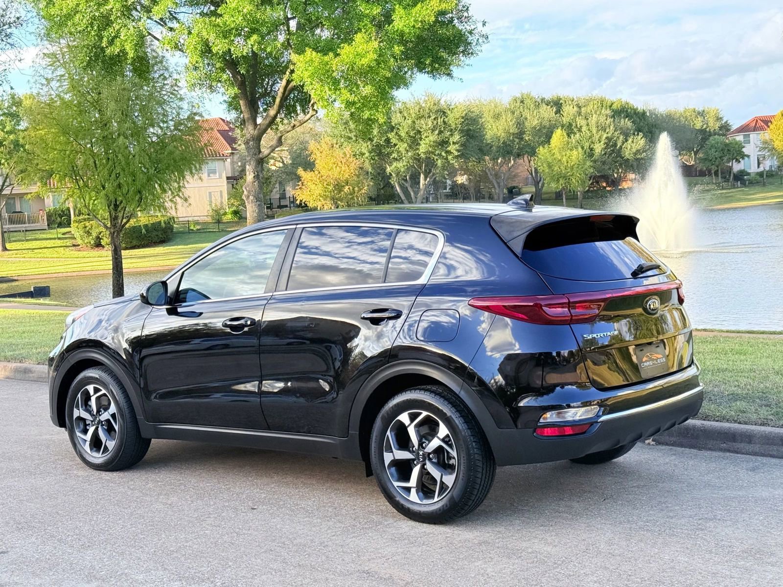 Used 2020 Kia Sportage LX image 6