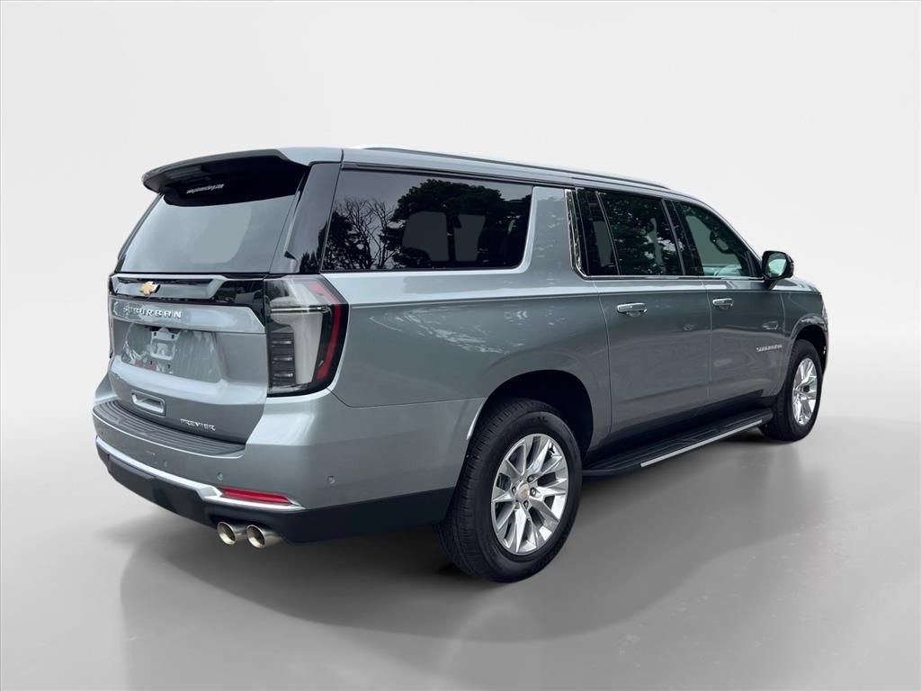 Used 2026 Chevrolet Suburban Premier AWD/4WD image 5