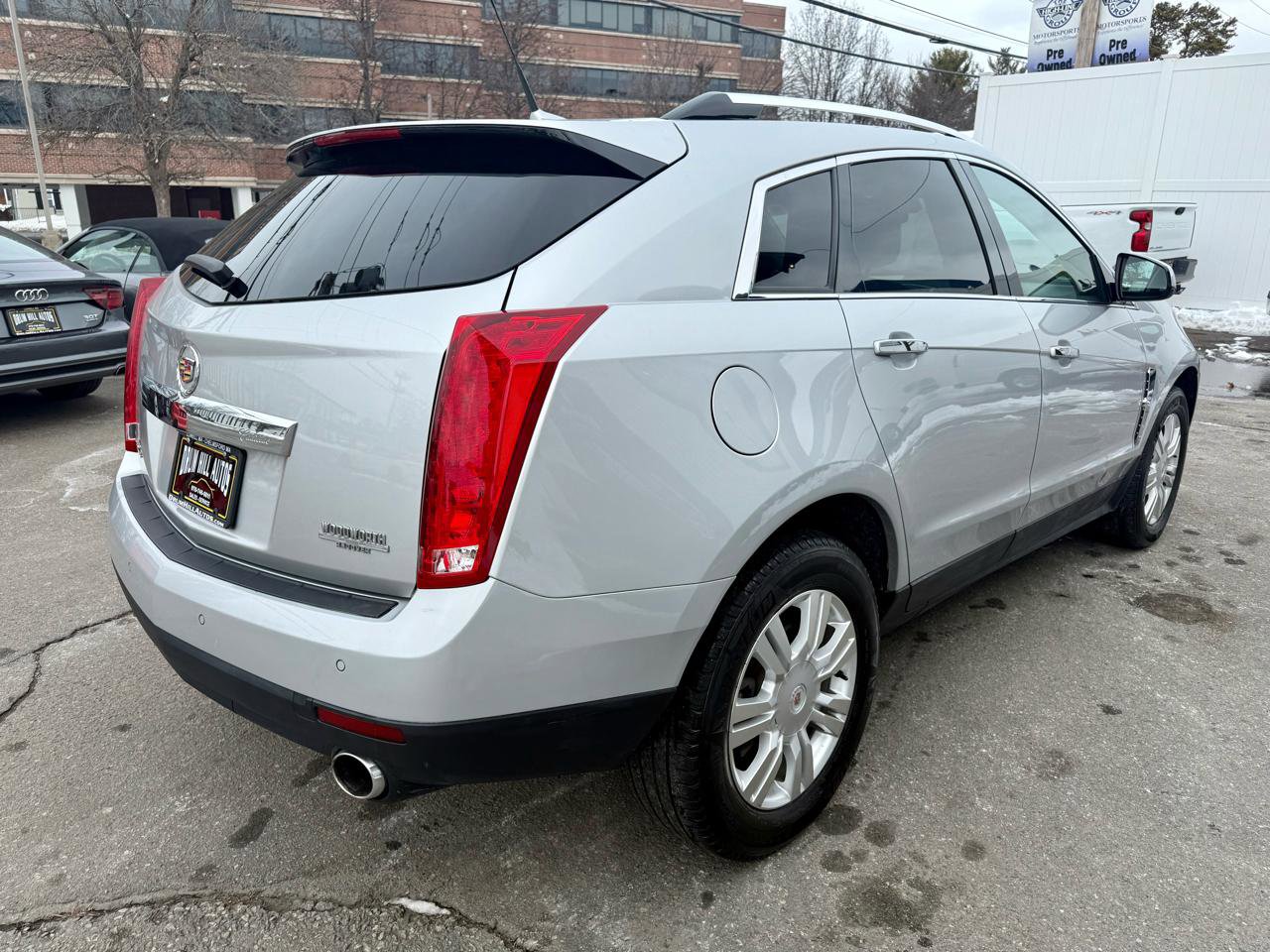 Used 2011 Cadillac SRX Luxury AWD/4WD image 5