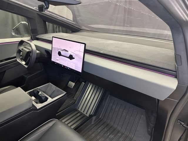 Used 2024 Tesla Cybertruck Cyberbeast AWD/4WD image 17
