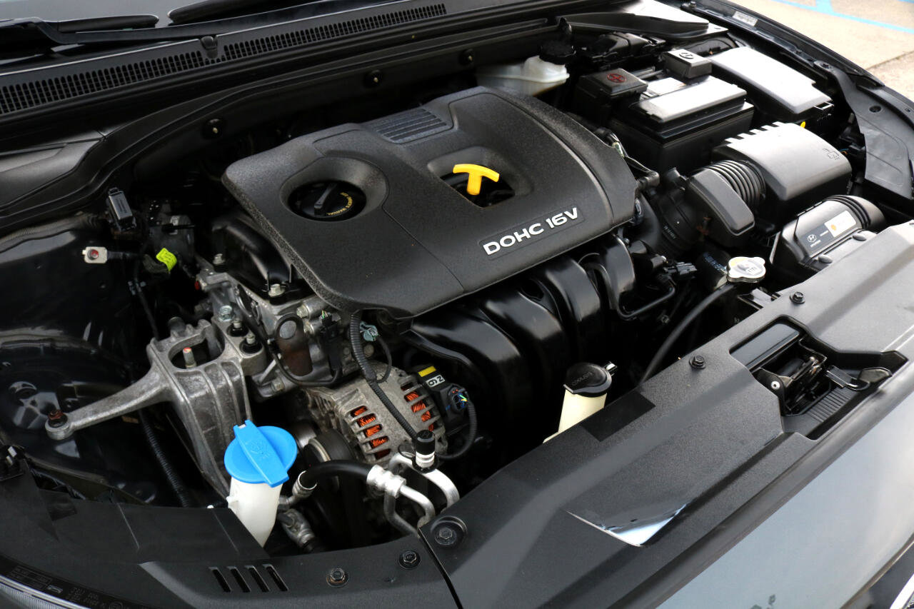 Used 2020 Hyundai Veloster 2.0 Premium image 43