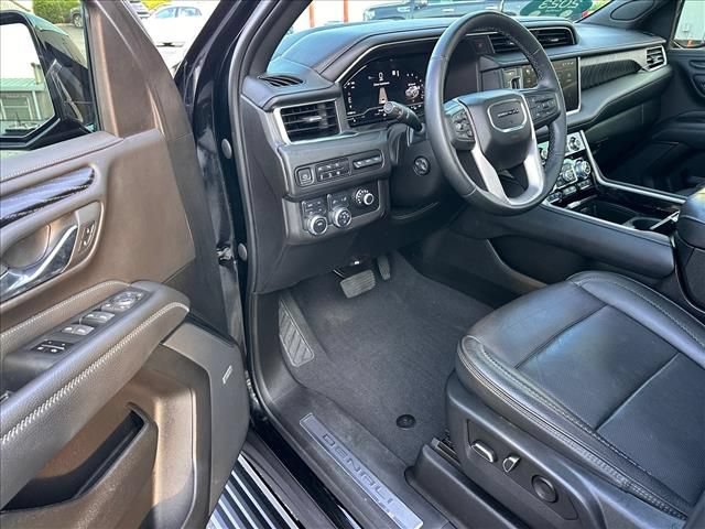 Certified 2023 GMC Yukon XL Denali AWD/4WD image 15
