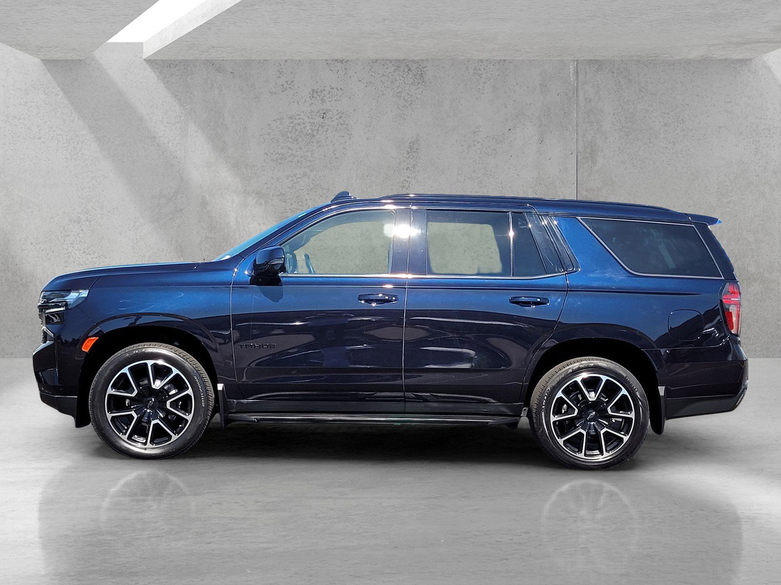 Used 2022 Chevrolet Tahoe RST w/ Luxury Package image 7