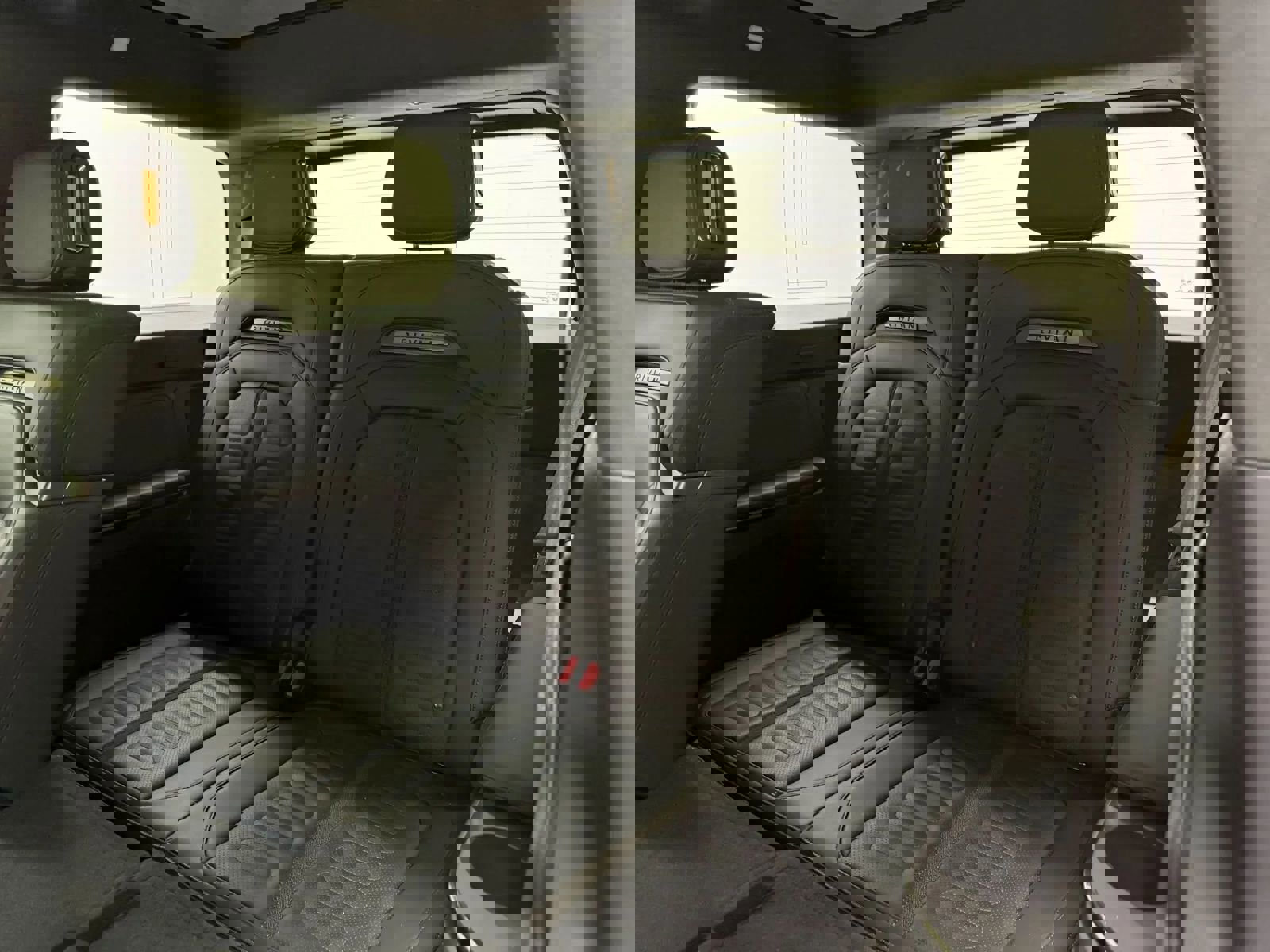 Used 2022 Rivian R1S Launch Edition image 14