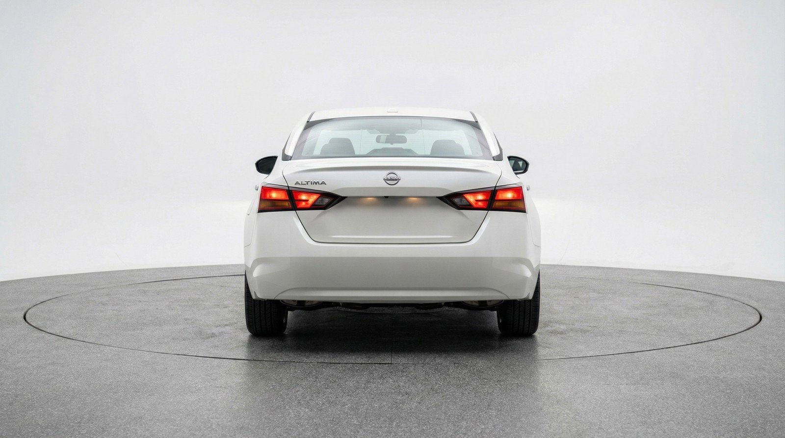 Used 2025 Nissan Altima 2.5 SV image 7