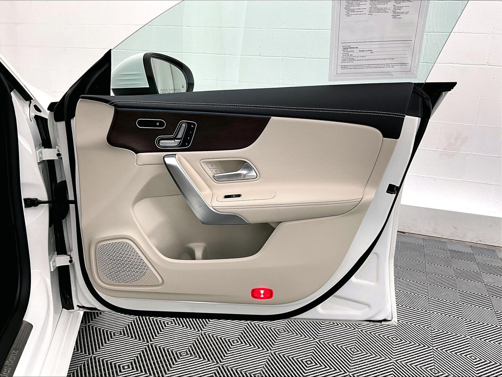 Certified 2023 Mercedes-Benz CLA 250 4MATIC image 25