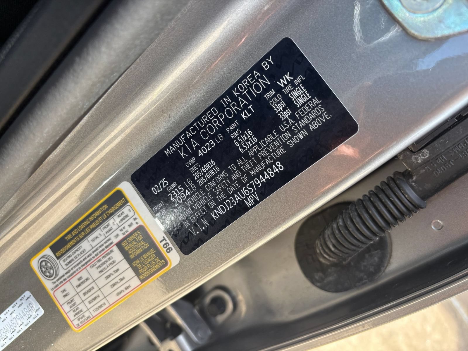 Used 2025 Kia Soul LX w/ LX Technology Package FWD image 22