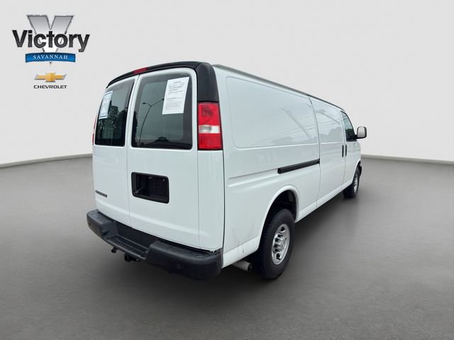 Used 2019 Chevrolet Express 2500 Extended w/ Driver Convenience Package RWD image 7