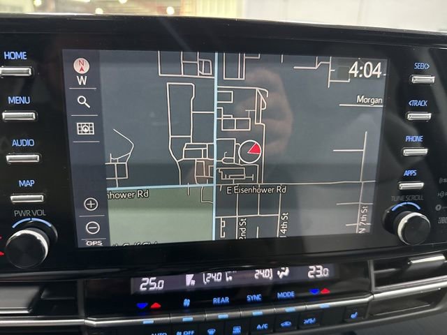 Used 2022 Toyota Sienna XSE FWD image 5