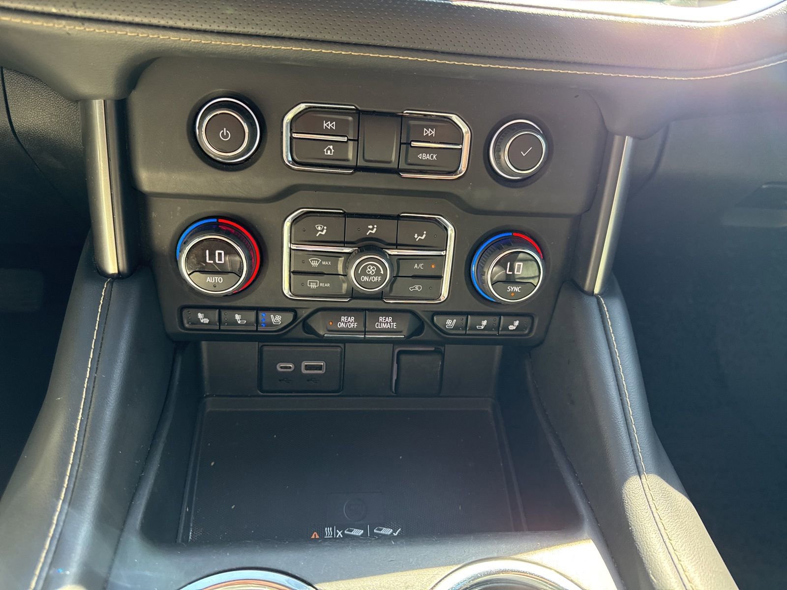 Used 2023 Chevrolet Tahoe Premier image 15