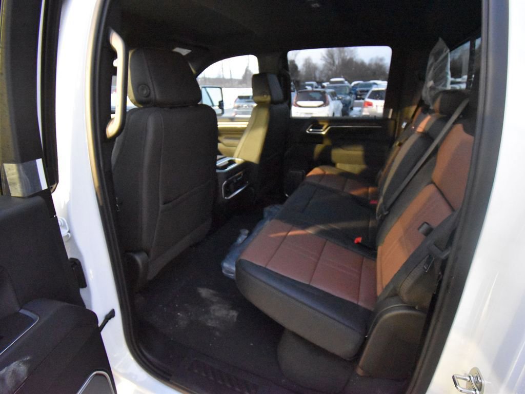 New 2026 Chevrolet Silverado 3500 High Country w/ Technology Package AWD/4WD image 9