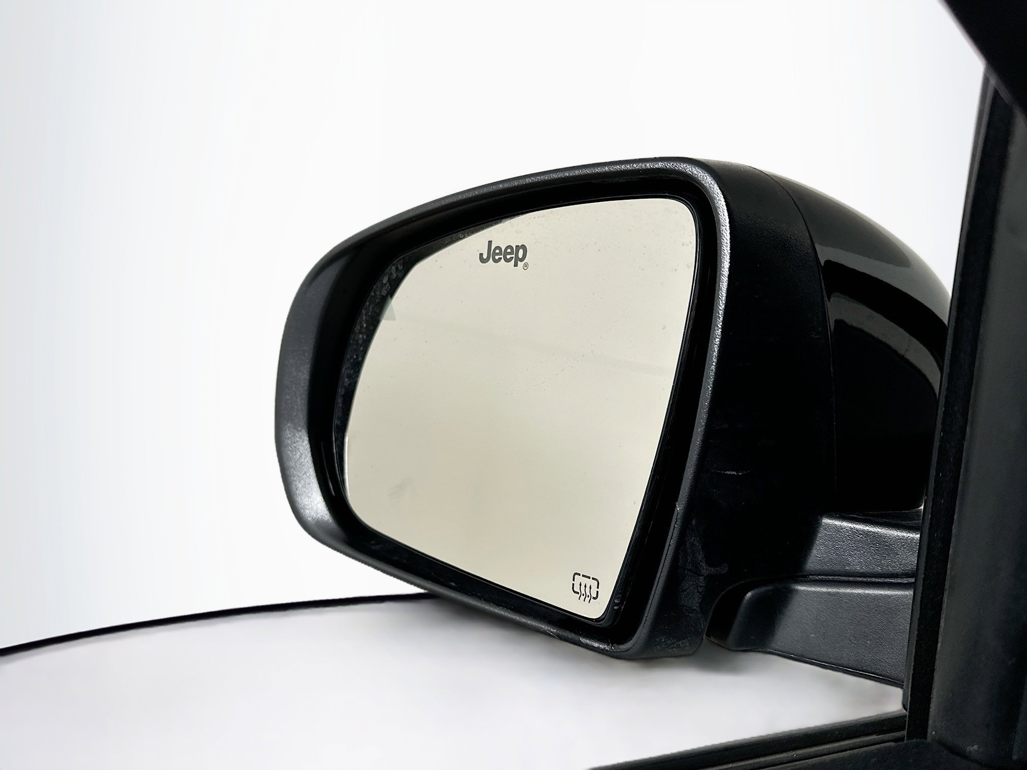 Used 2025 Jeep Compass Limited image 16