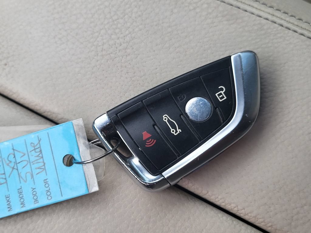 Used 2014 BMW X5 xDrive50i AWD/4WD image 29