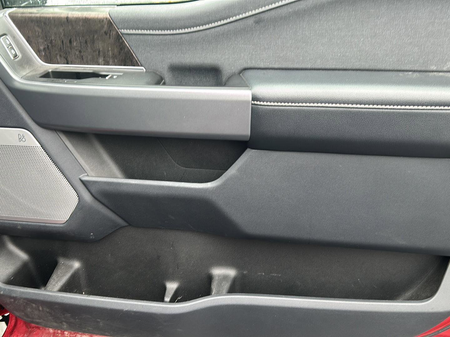 Used 2024 Ford F350 Lariat image 18