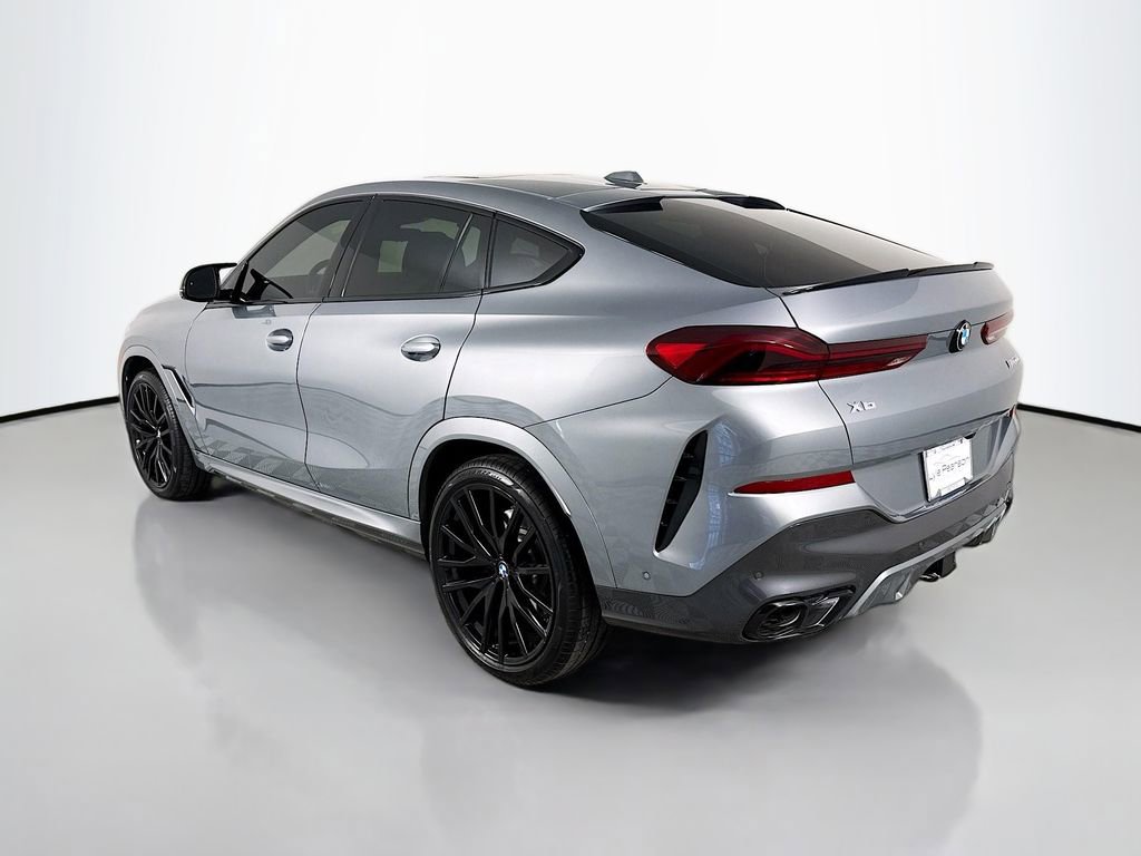 Used 2025 BMW X6 M60i AWD/4WD image 3